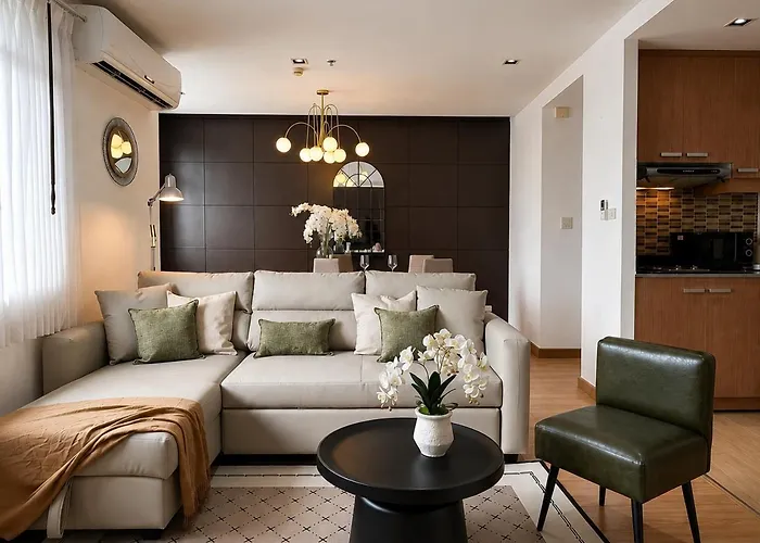 Wander Nana - Two-bedroom For Six Guests *